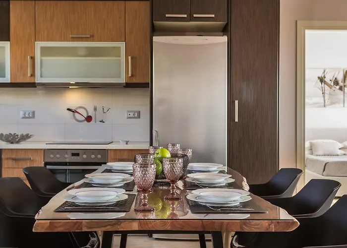 Sailing Kefalonia Karavádhos