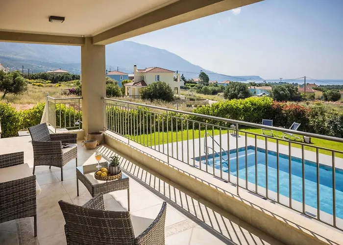 Sailing Kefalonia * Karavádhos