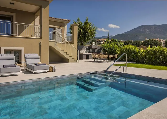 Sailing Kefalonia * Karavádhos